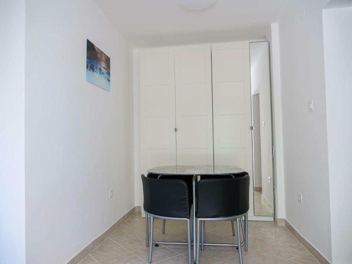 Apartment Spomax Pag Town Dış mekan fotoğraf